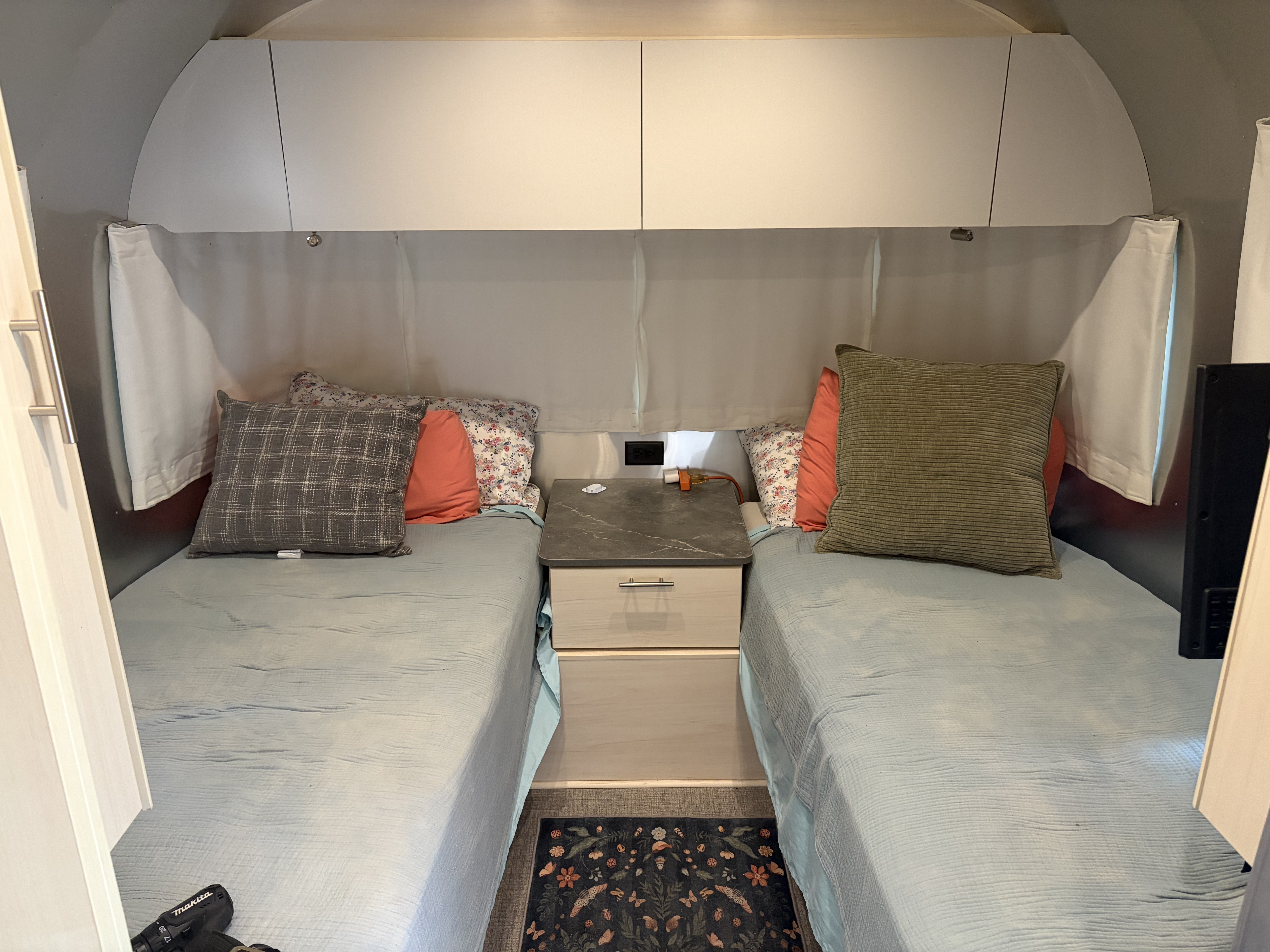 2024 Airstream FLYING CLOUD 30FB OFFICE in spring TX