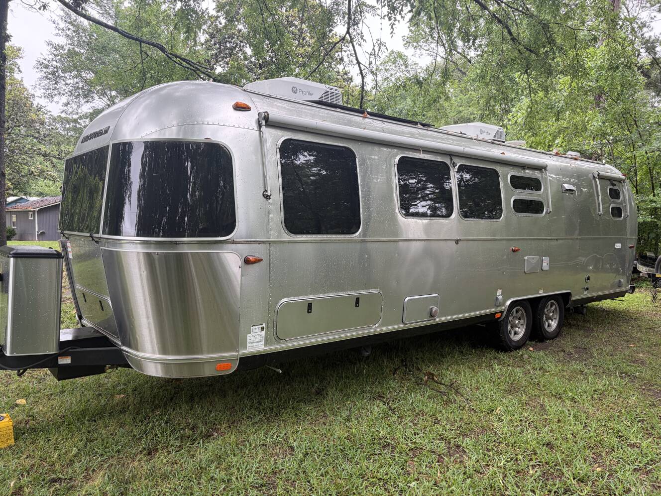 A photo of this 2024 Airstream FLYING CLOUD 30FB OFFICE