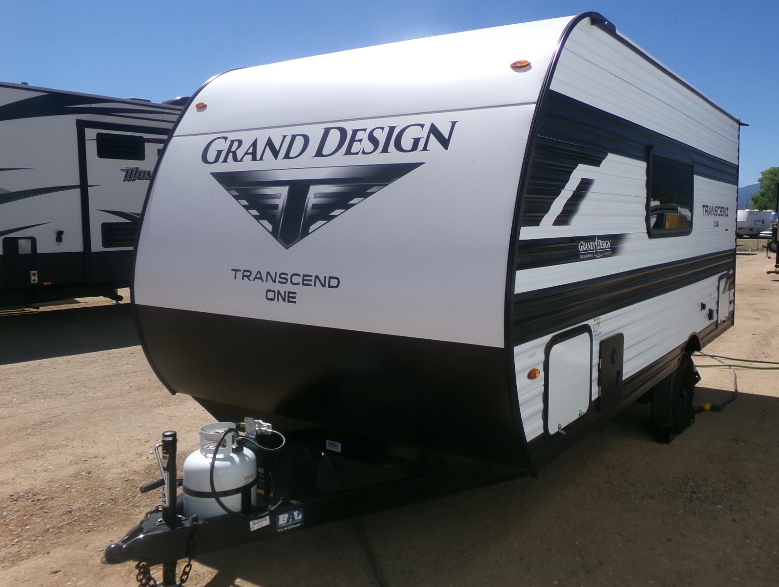 2026 Grand Design TRANSCEND XPLOR 151BH in camp verde AZ