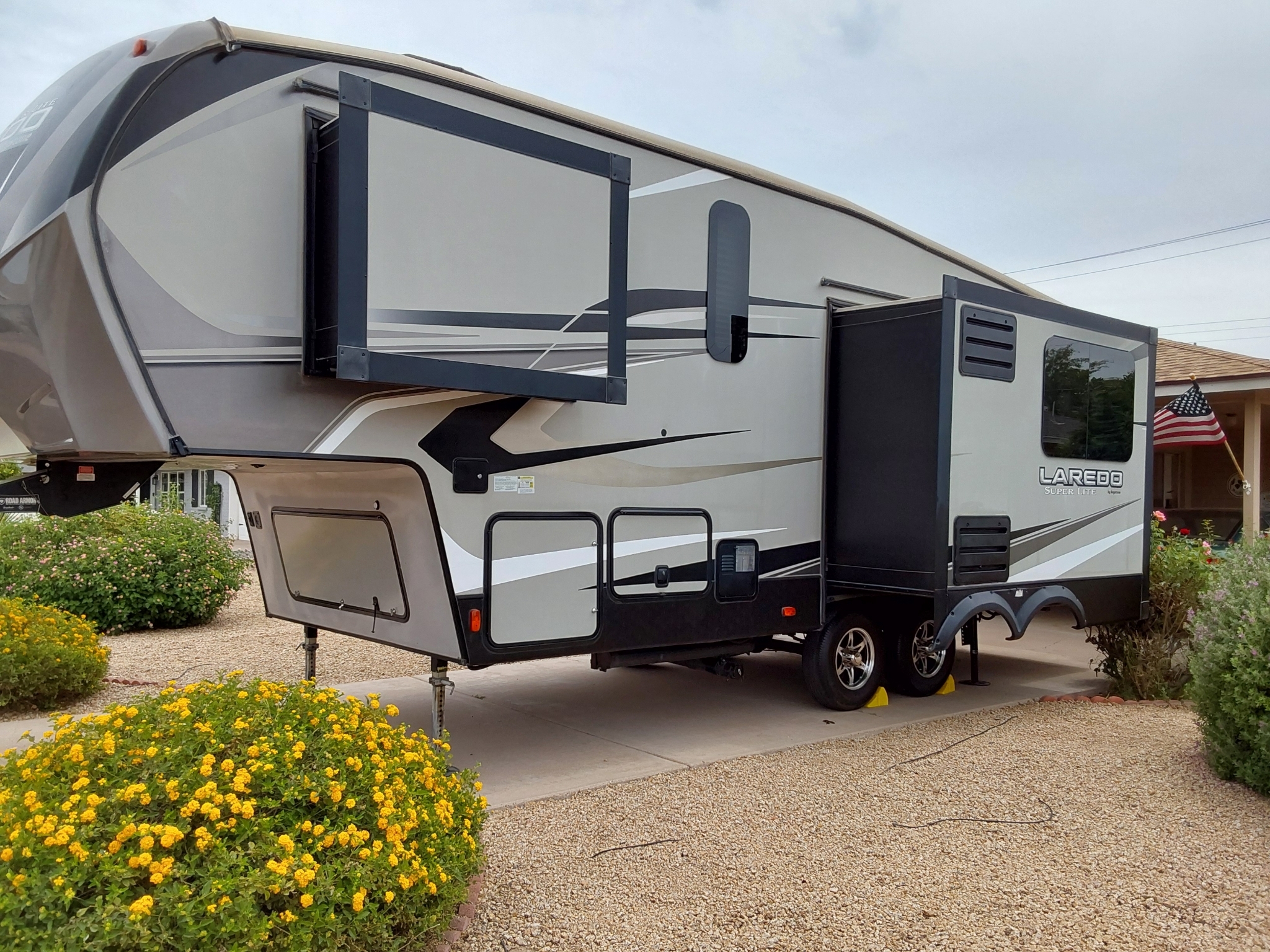 2020 Keystone LAREDO SUPER LITE 255SRL in scottsdale AZ