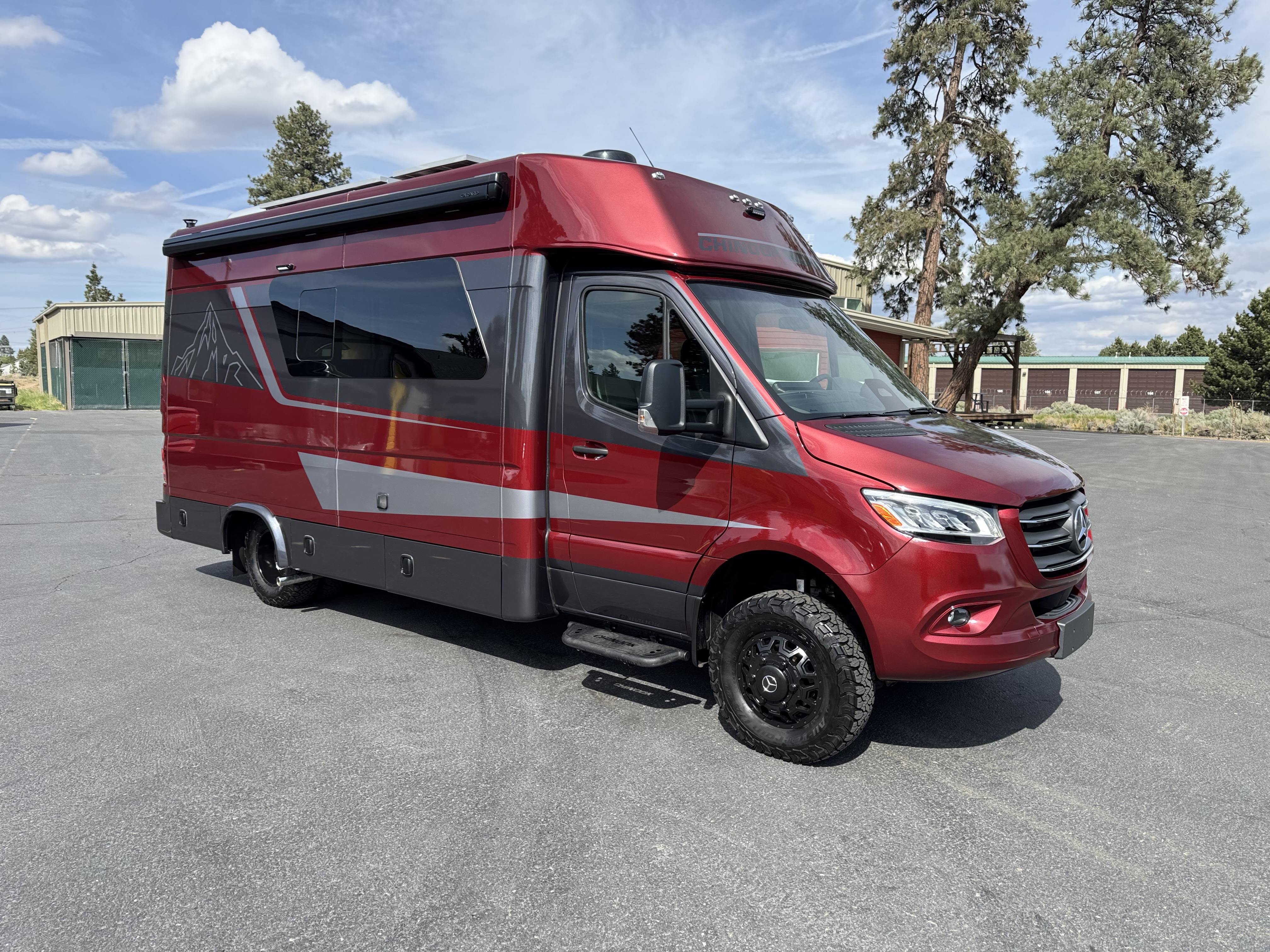 2026 Chinook SUMMIT SS RV