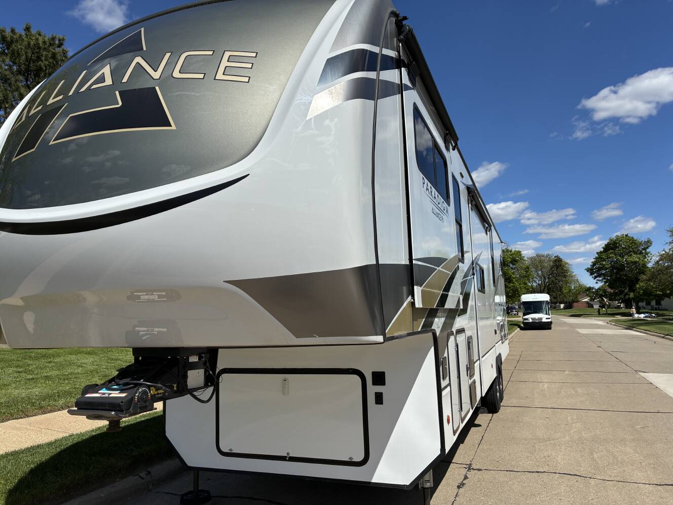 A photo of this 2022 Alliance Rv PARADIGM 385FL