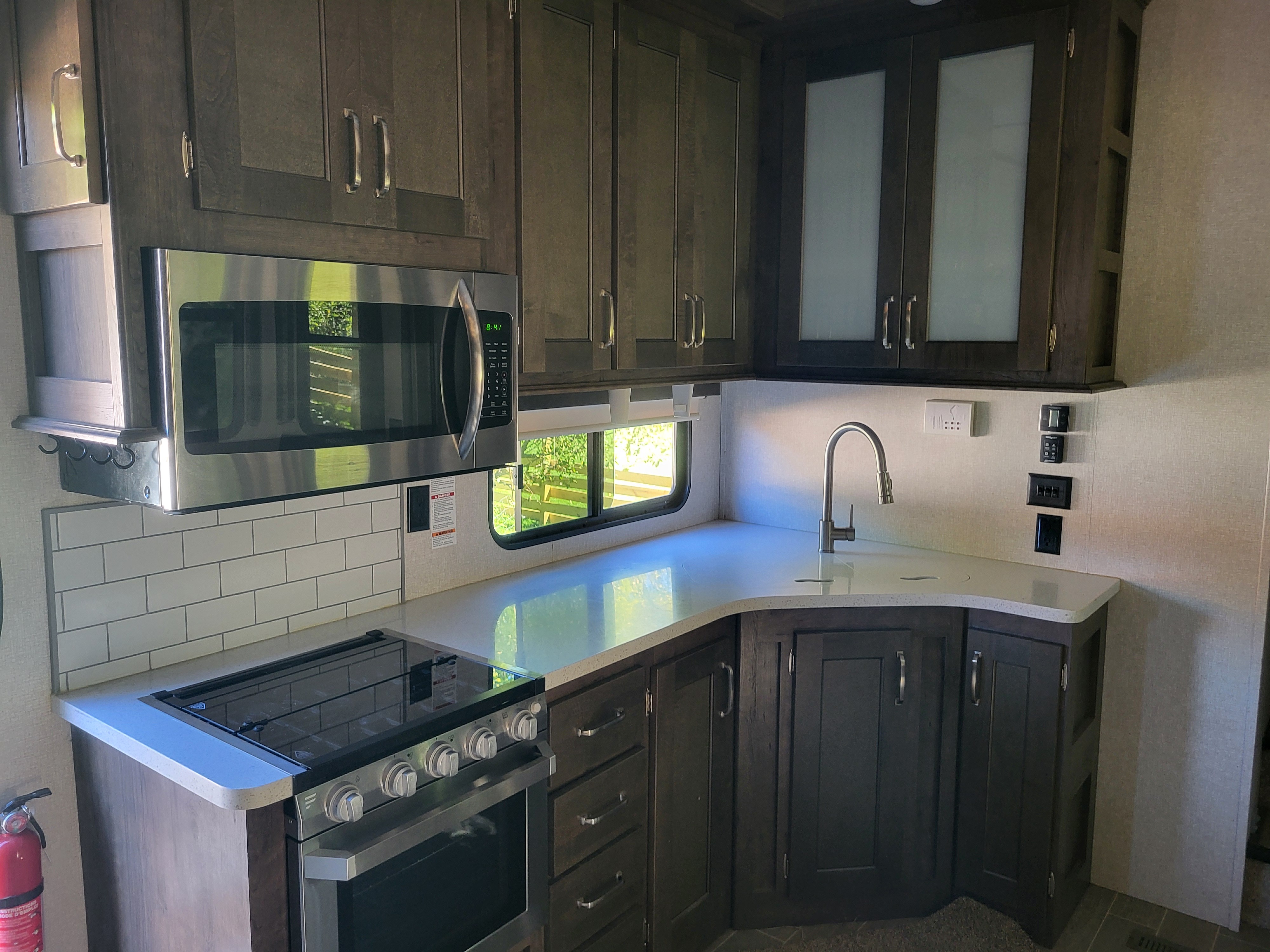 2019 Keystone MONTANA HIGH COUNTRY 281TH in erie PA