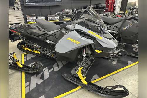 2026 Ski-Doo MXZ Adrenaline 137 850 E-TEC ES Ripsaw 1.25 850 E-TEC 137 1.25 in grimes IA