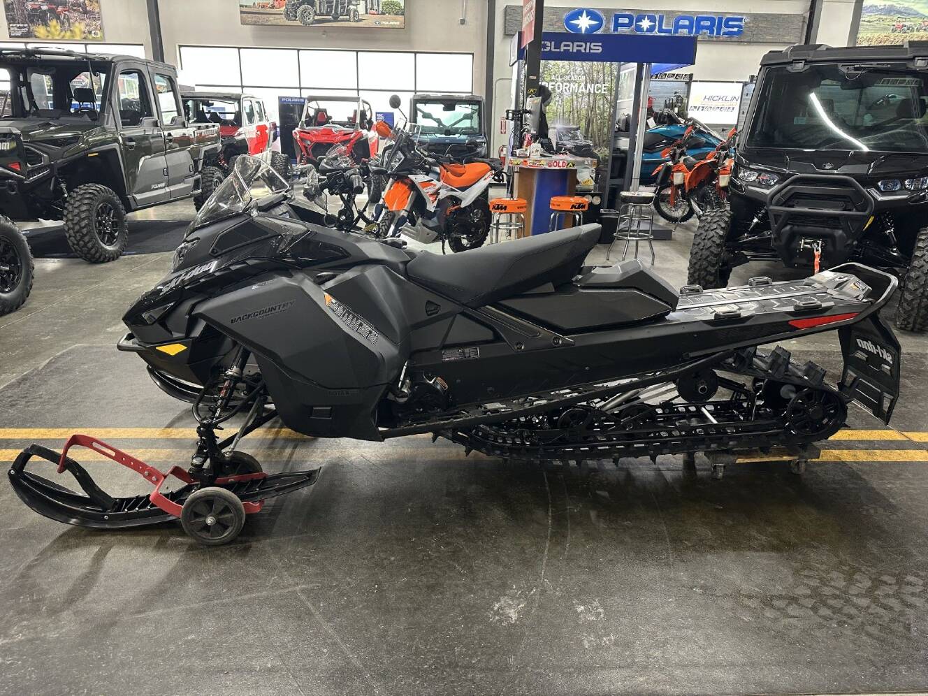 A photo of this 2026 Ski-Doo Backcountry Adrenaline 850 E-TEC ES PowderMax 2.0