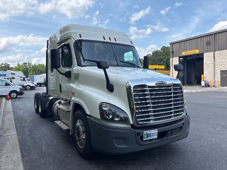 2020 FREIGHTLINER CASCADIA 125 in Ladson, SC