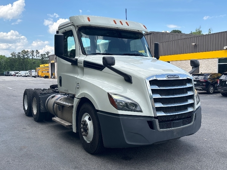 2020 FREIGHTLINER CASCADIA 126 in Ladson, SC