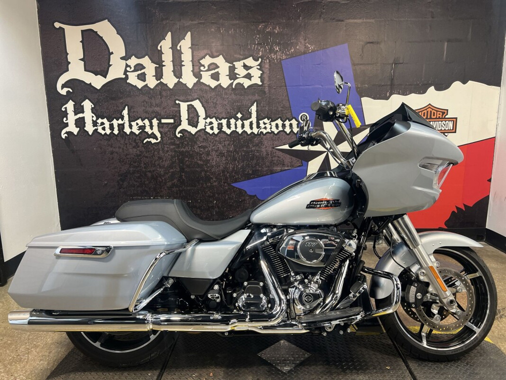 Silver Harley-Davidson Road Glide Motorcycles For Sale Near Grand