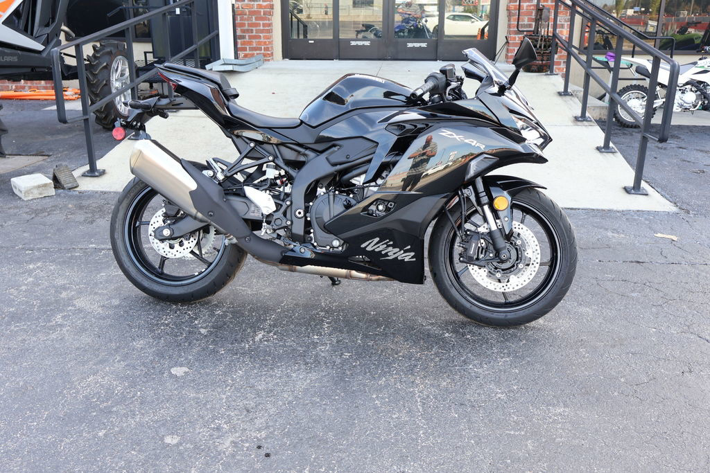 Black Kawasaki Ninja ZX-4R Motorcycles For Sale in Florida - Cycle