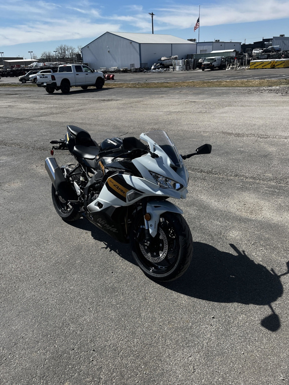 White BMW Standard Motorcycles For Sale in Iowa - Cycle Trader