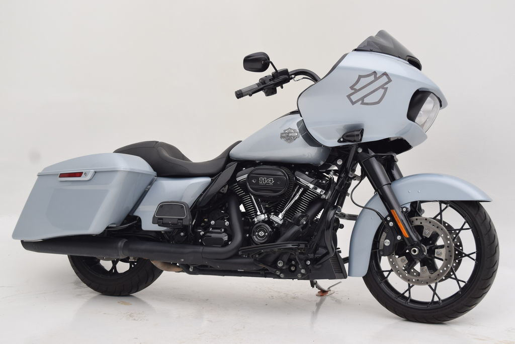 Used Silver Harley-Davidson Road Glide Special Motorcycles For
