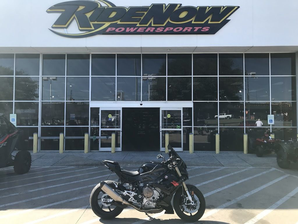その他 R どれが一番いい？ : r/zx4r