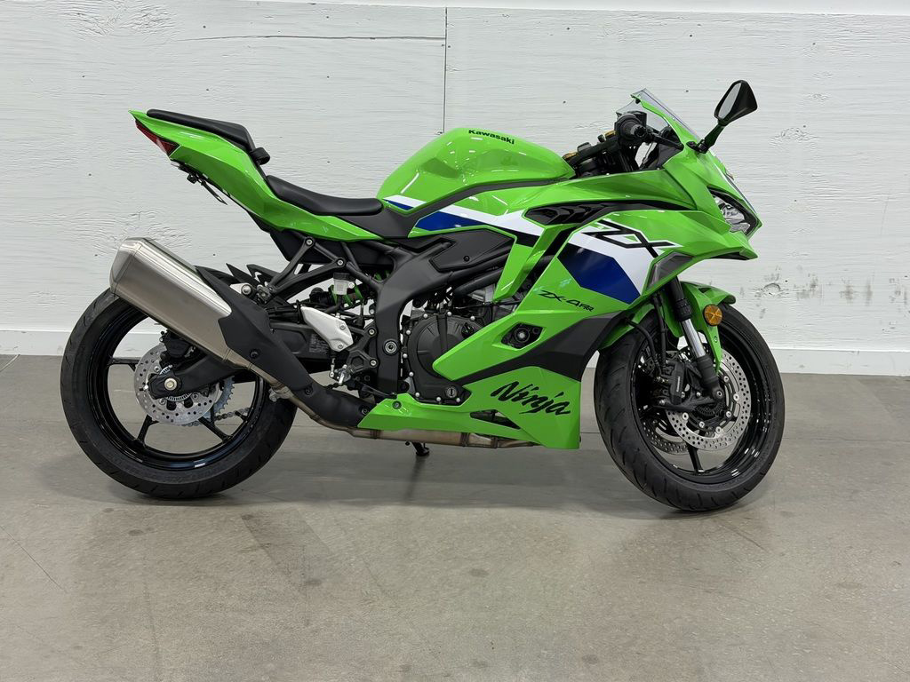 Green Honda,ktm,kawasaki,triumph Ninja ZX-4RR Motorcycles For Sale