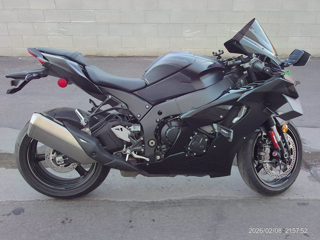 Aprilia,kawasaki,triumph Ninja ZX-10RR Motorcycles For Sale in