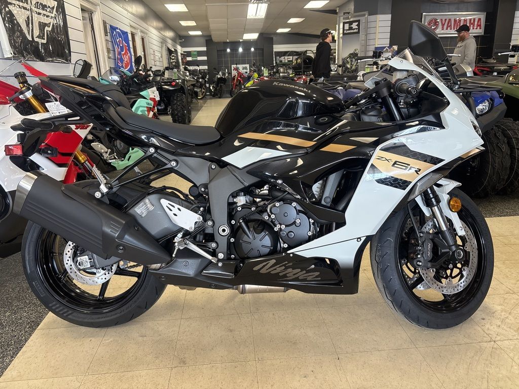 White Kawasaki Ninja ZX-6R Motorcycles For Sale in Ohio - Cycle Trader