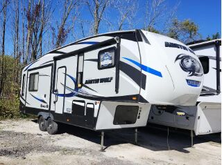 2019 FOREST RIVER CHEROKEE ARCTIC WOLF 285DRL4