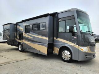 2012 ITASCA SUNOVA 33C