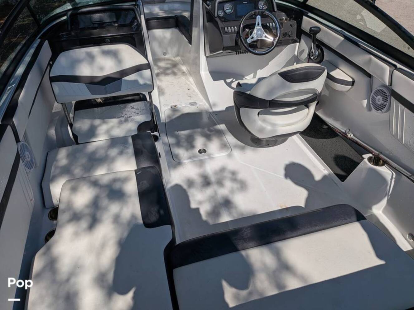 A photo of this 2020 Monterey M205
