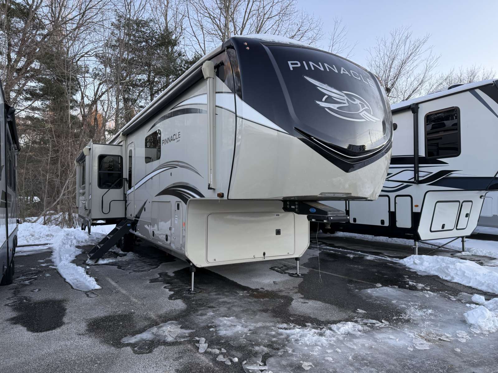 2021 Jayco Pinnacle 36FBTS in saco ME