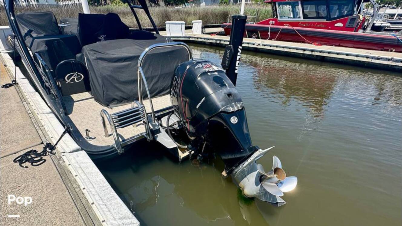 A photo of this 2018 Avalon Ambassador 2785 EL