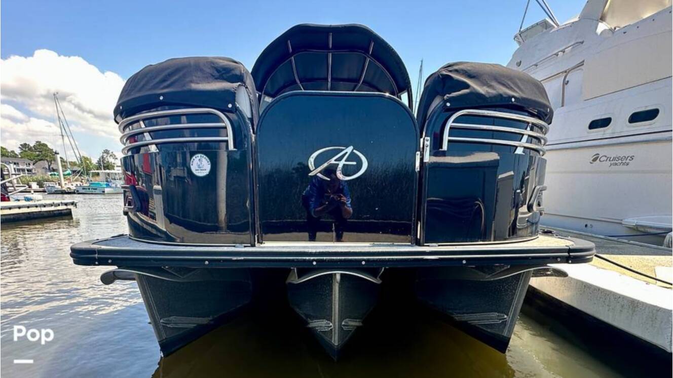 A photo of this 2018 Avalon Ambassador 2785 EL