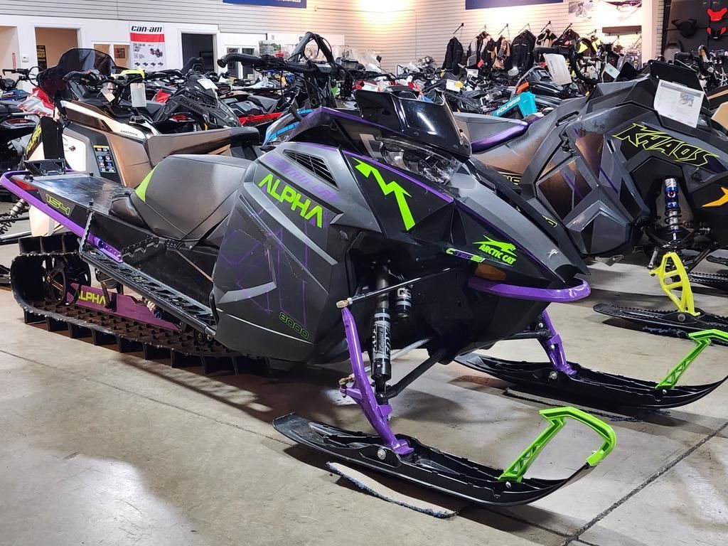 8000 Mountain Cat Alpha One M For Sale - Arctic Cat Snowmobiles