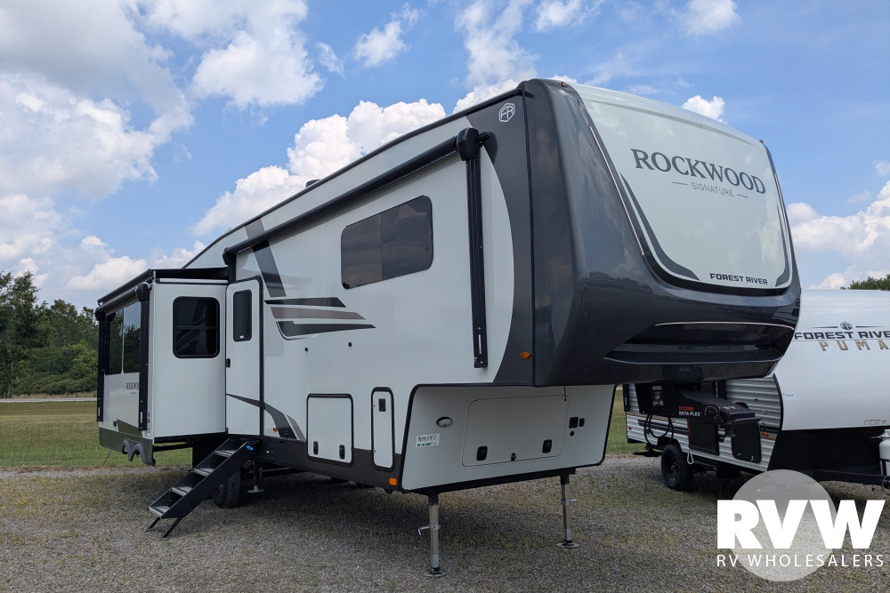 Forest River Rockwood Signature Fifth Wheel RVs For Sale - RV Trader