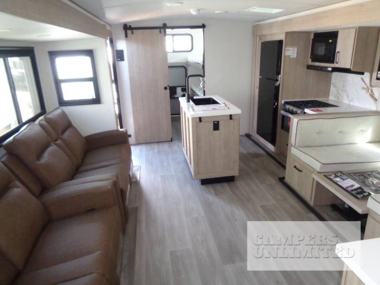 A photo of this 2026 Grand Design Imagine 3210BH