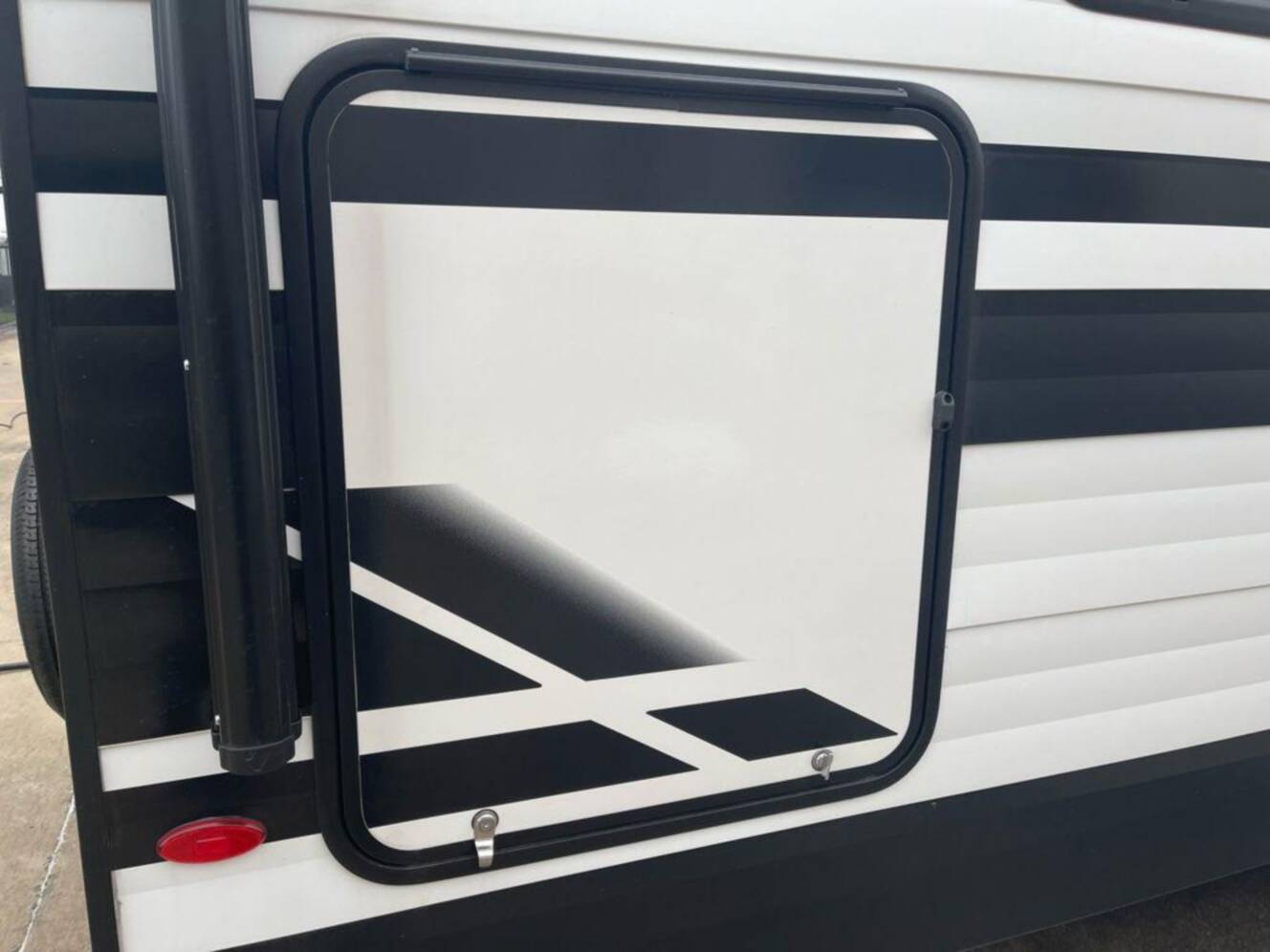 A photo of this 2026 Grand Design Transcend 285RKT