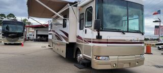 2003 FLEETWOOD BOUNDER 38N
