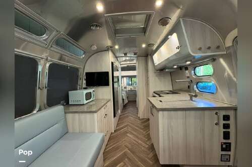 2021 Airstream International 25FB Twin Rear Hatch in enumclaw WA