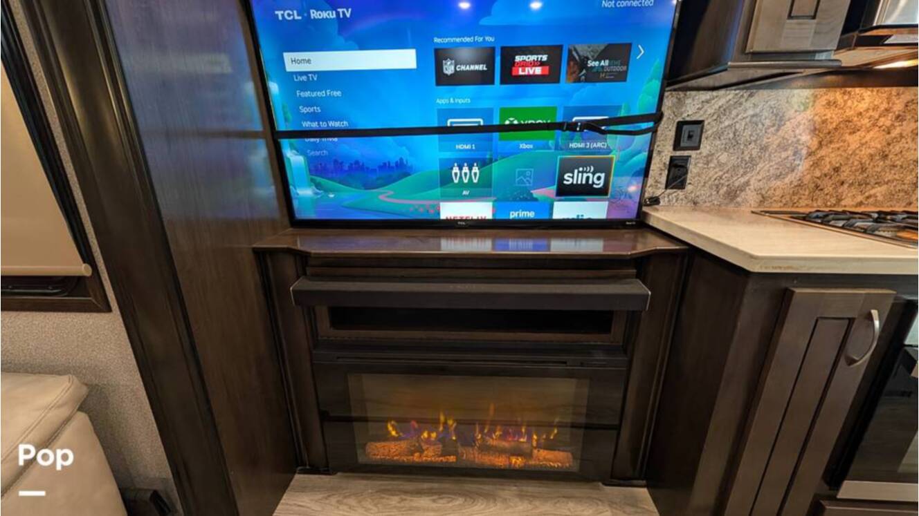 A photo of this 2019 Cedar Creek Silverback 37MBH