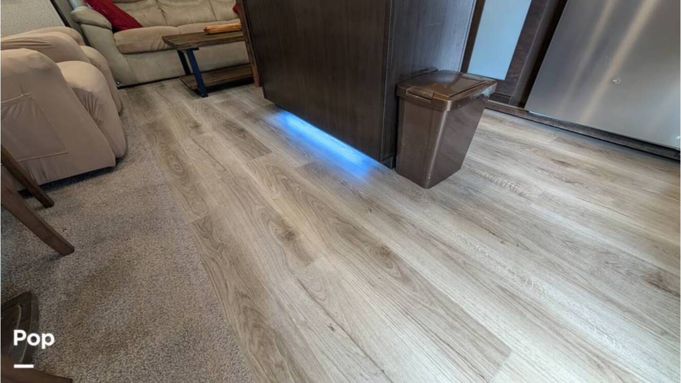 A photo of this 2019 Cedar Creek Silverback 37MBH