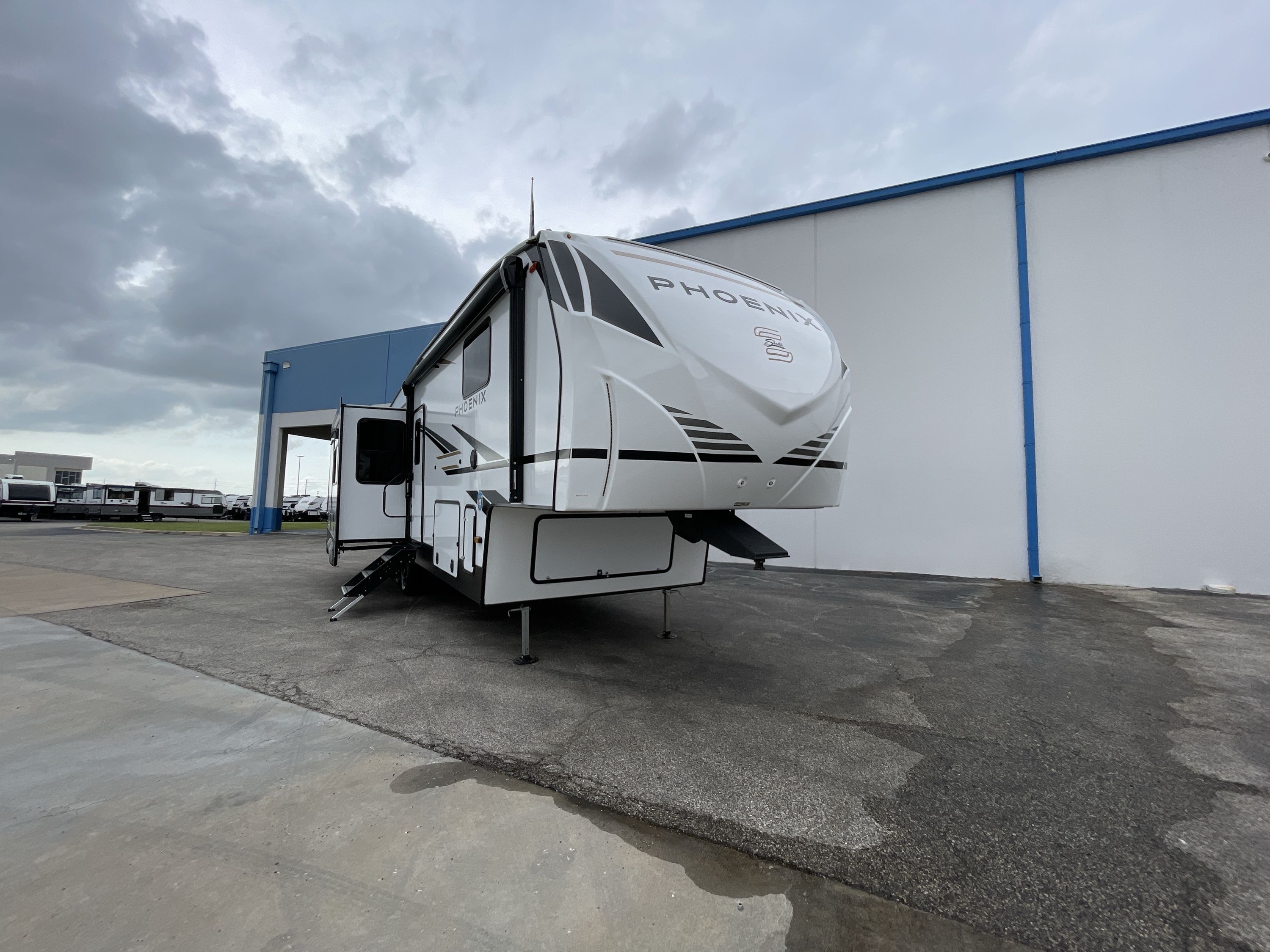 2025 Shasta Fifth Wheels For Sale - RV Trader