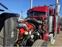 2022 PETERBILT 389