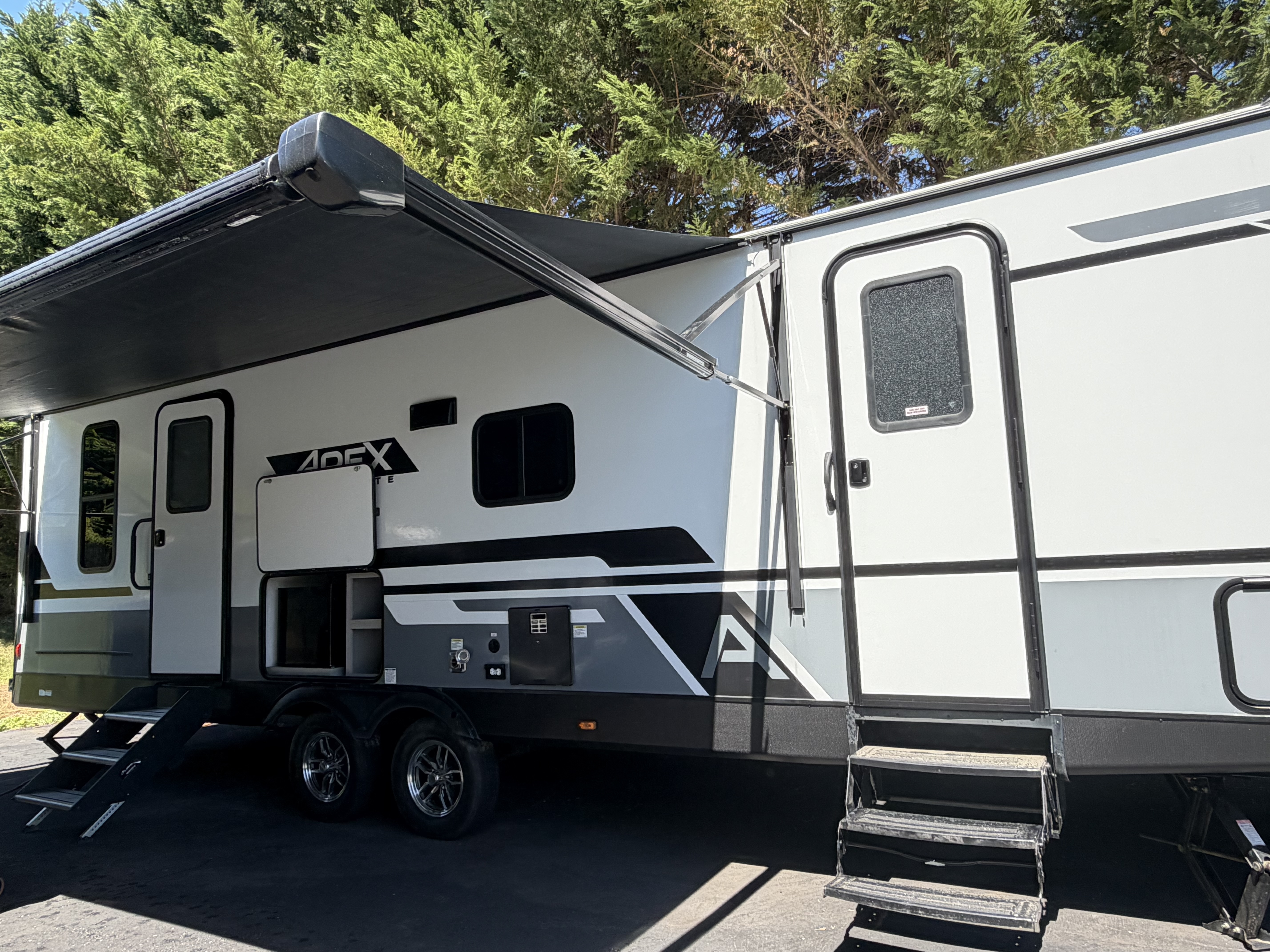 2024 Coachmen APEX ULTRA-LITE 266BHS RV