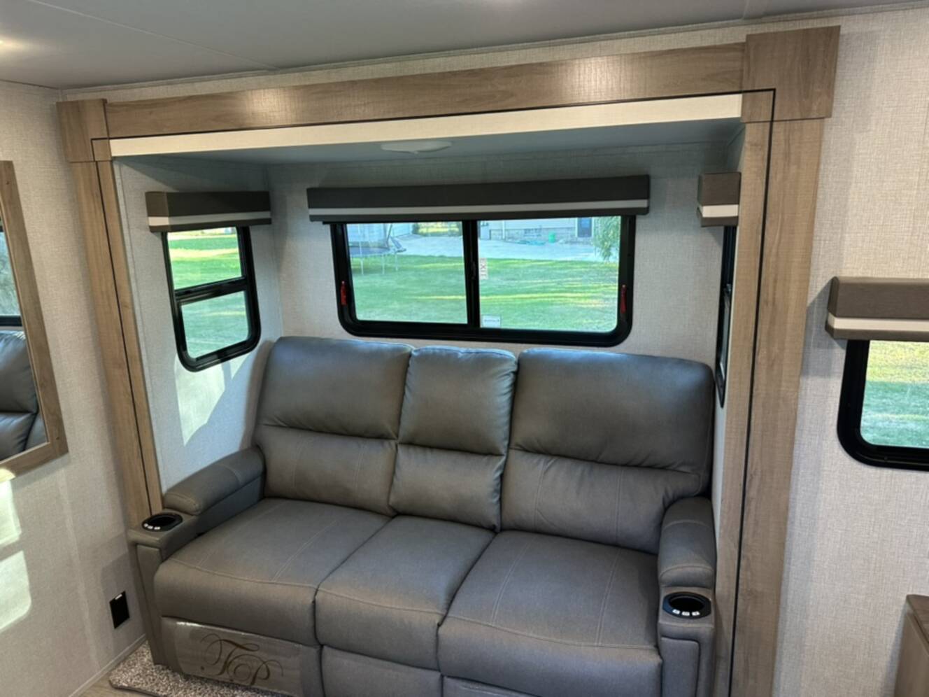 A photo of this 2023 Grand Design IMAGINE 17MKE
