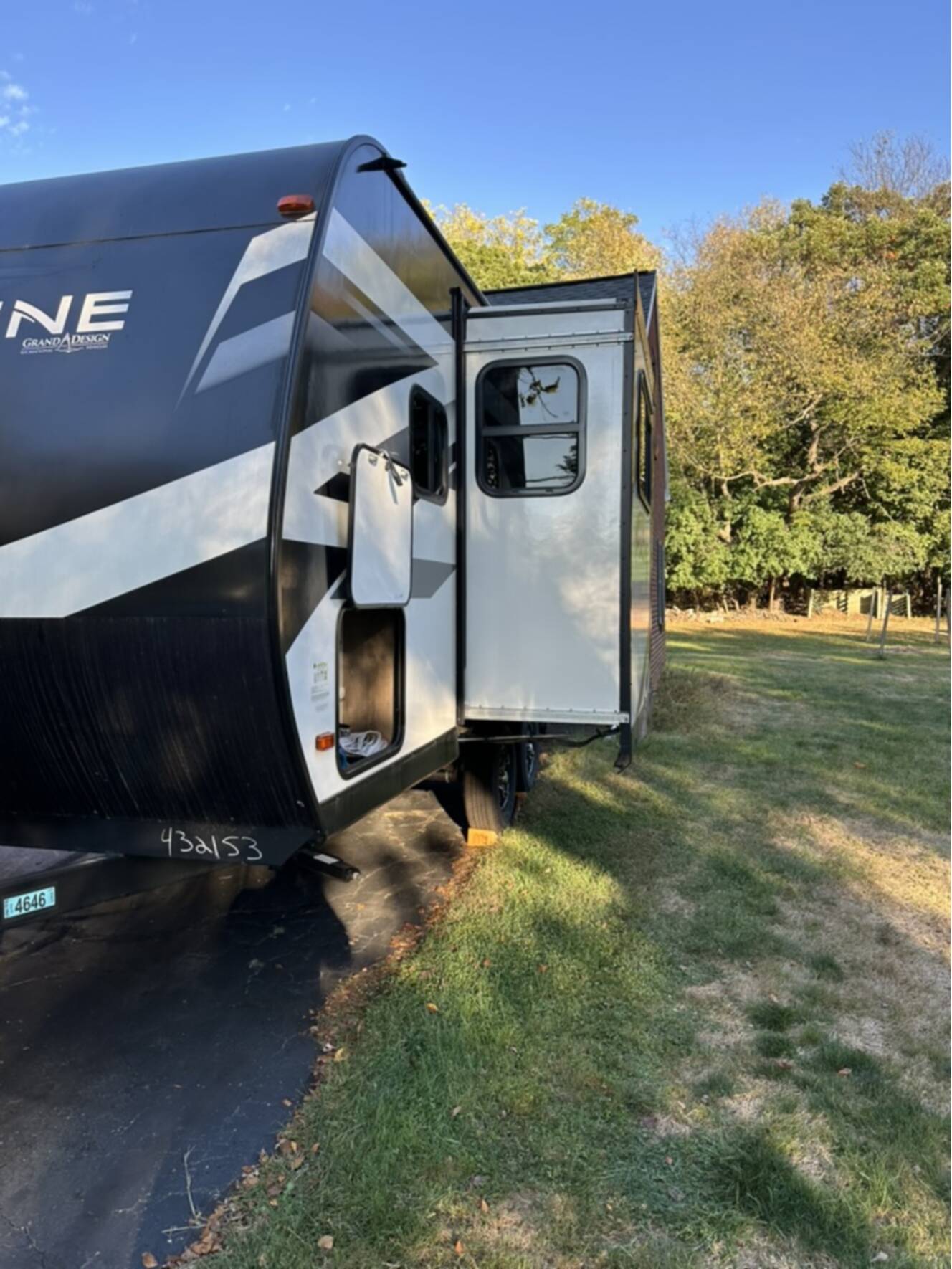 A photo of this 2023 Grand Design IMAGINE 17MKE
