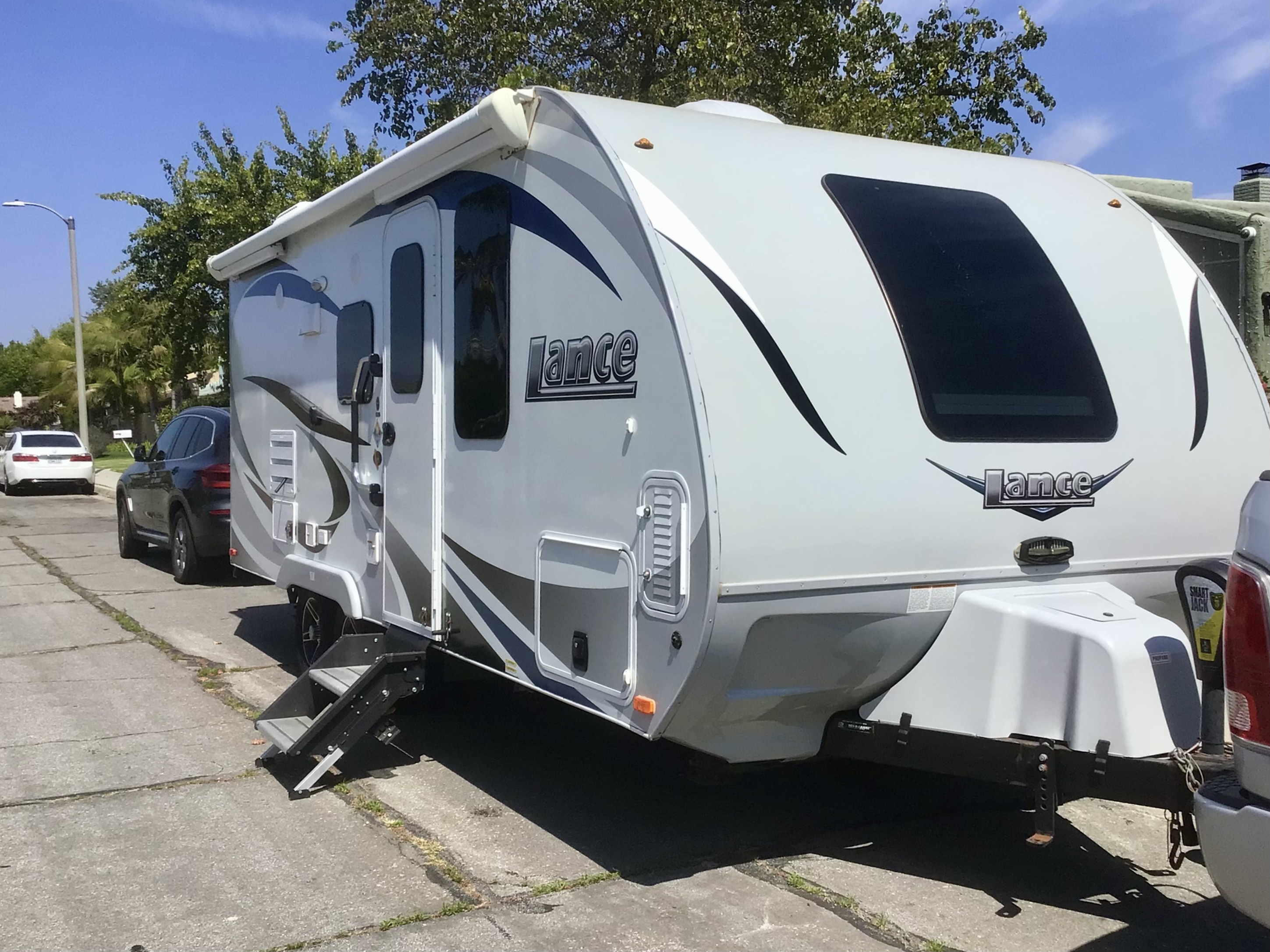 2020 Lance 1985 Travel Trailer in ventura CA