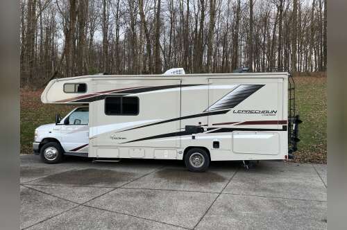 2021 Coachmen LEPRECHAUN 260DSF in copley OH