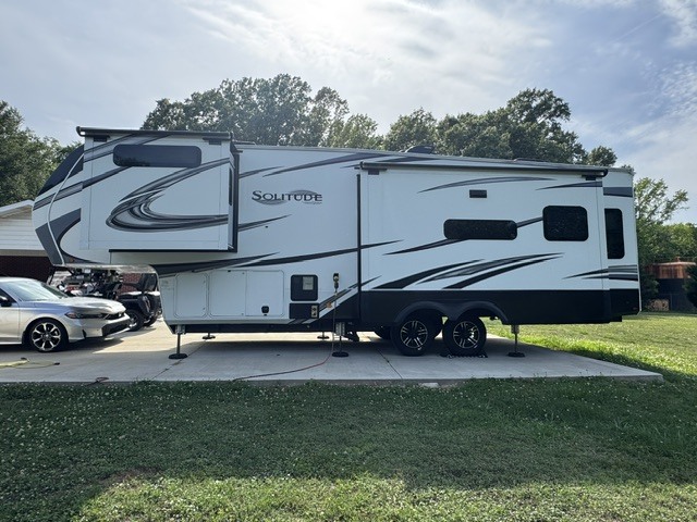 2022 Grand Design SOLITUDE 310GK RV