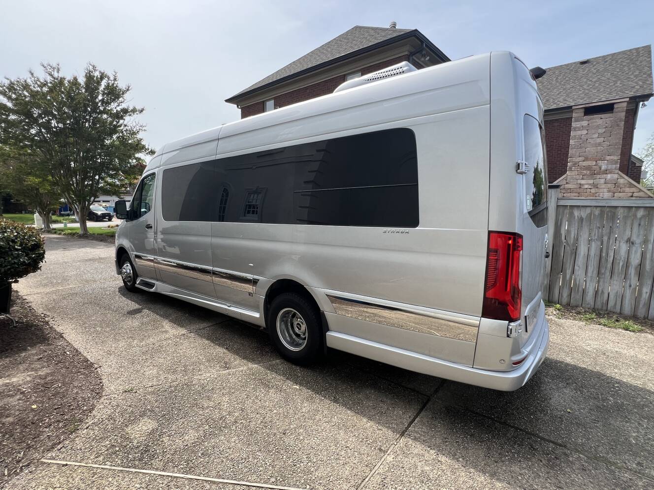 A photo of this 2022 Grech Rv STRADA-ION LOUNGE