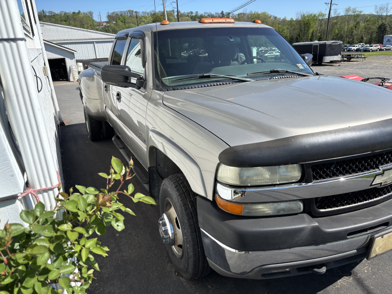 2002 GMC 3500