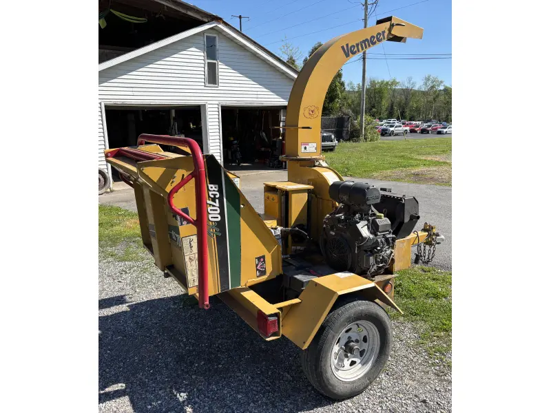 2014 VERMEER BC700XL