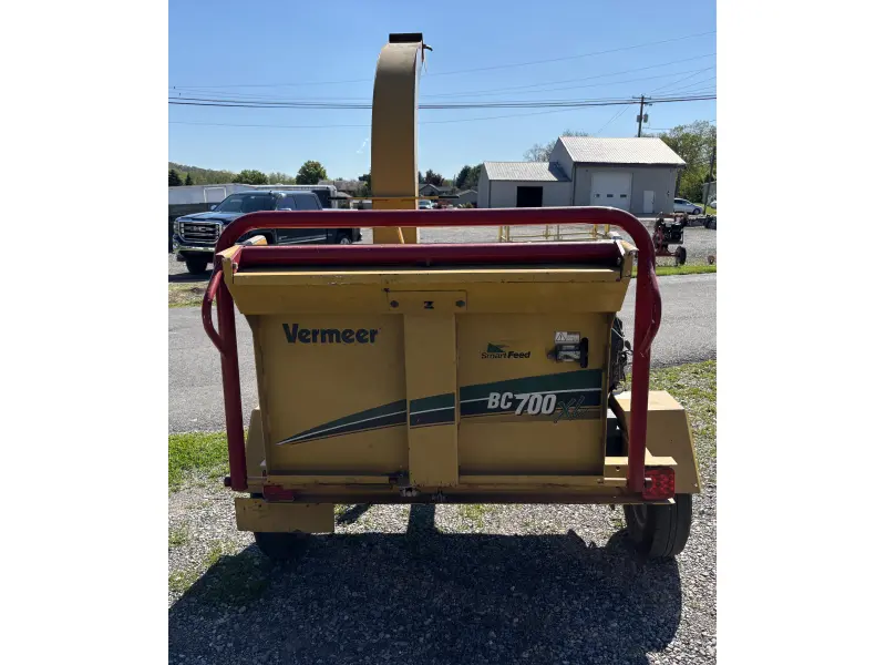 2014 VERMEER BC700XL