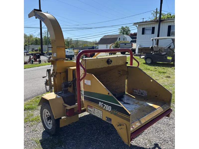 2014 VERMEER BC700XL