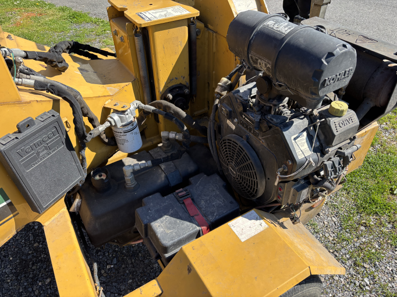 2014 VERMEER BC700XL