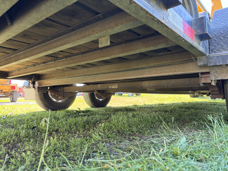 2015 PJ TRAILER 20 FT