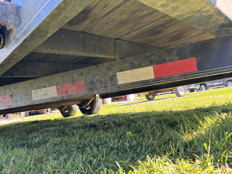 2015 PJ TRAILER 20 FT