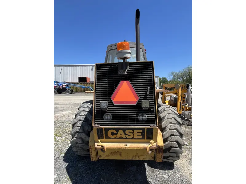 1981 CASE W18
